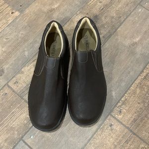 Men’s slip on shoes